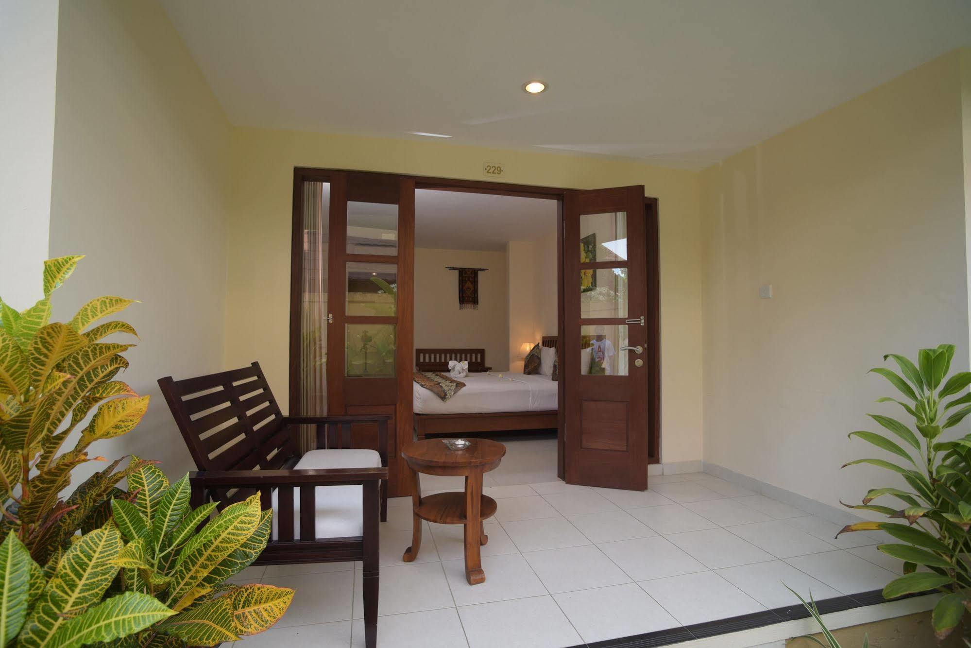 Sri Phala Resort & Villa Sanur Exterior foto